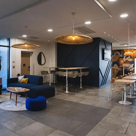 Kyriad Eco - Ferrand Estaing