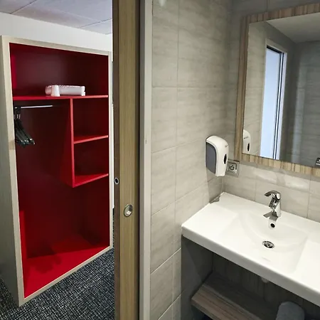 Kyriad Eco - Ferrand Estaing Hotel Clermont-Ferrand