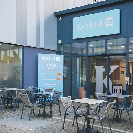 Kyriad Eco - Ferrand Estaing Hotel