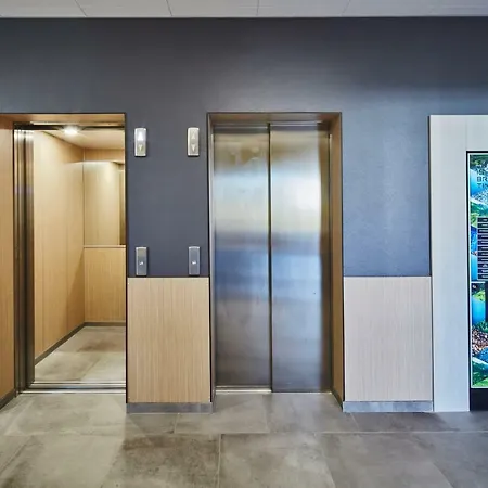 Kyriad Eco - Ferrand Estaing クレルモン・フェラン