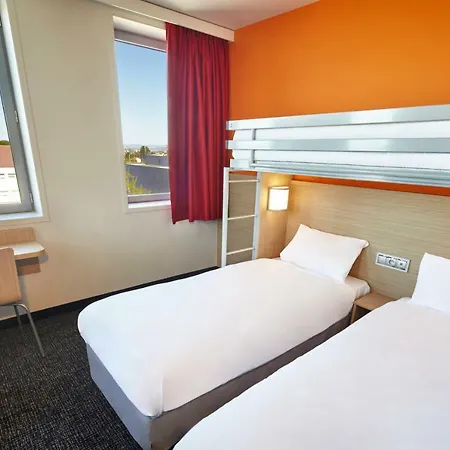 Kyriad Eco - Ferrand Estaing 2* Clermont-Ferrand