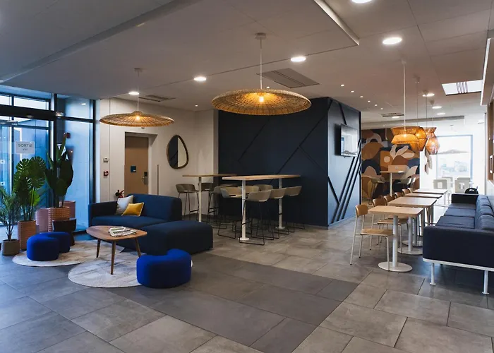 Kyriad Eco - Ferrand Estaing