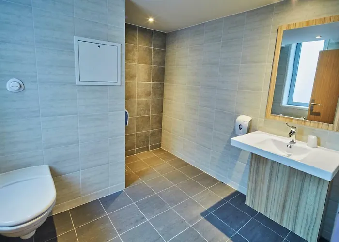 Отель Kyriad Eco - Ferrand Estaing Клермон-Ферран