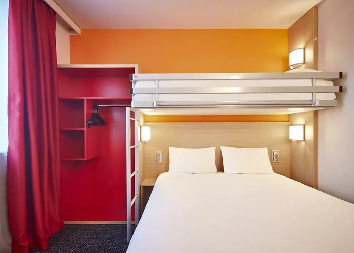 Kyriad Eco - Ferrand Estaing 2*